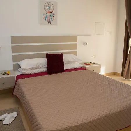 Sunlove Villa Coral Bay