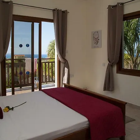 Sunlove * Coral Bay