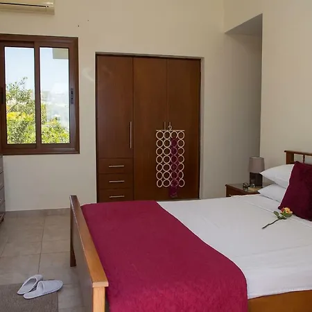 Villa Sunlove *