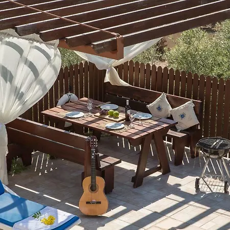 Sunlove Villa Coral Bay