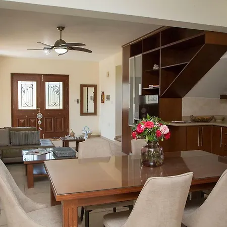Sunlove Coral Bay